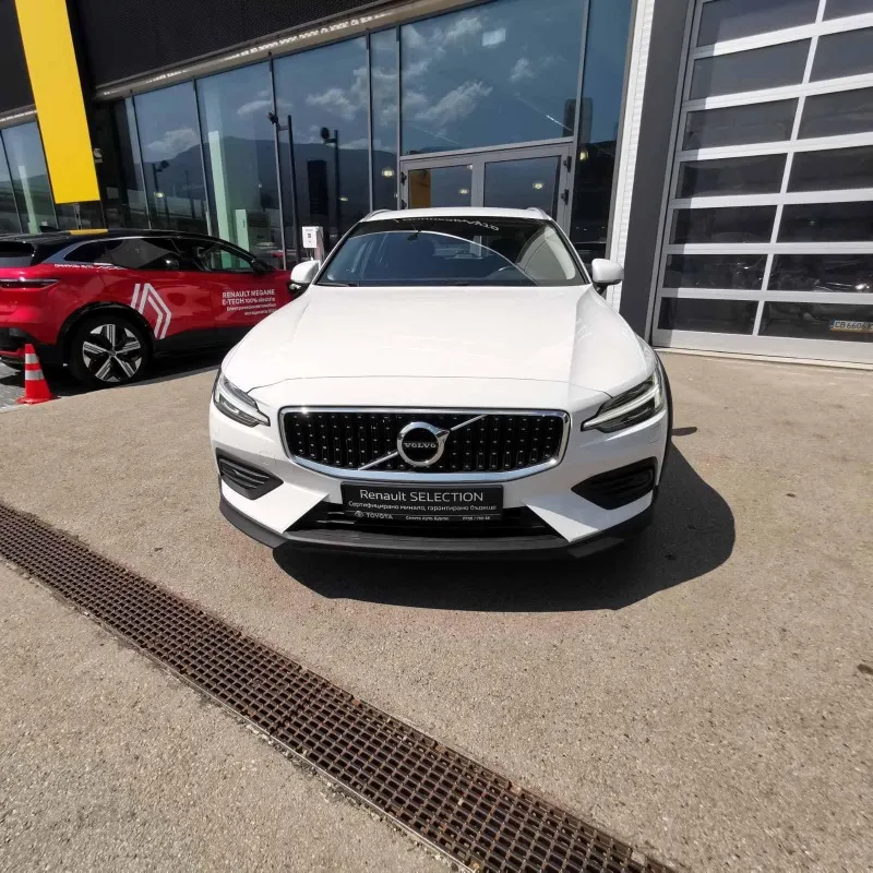 Volvo V60 Cross Country 2.0 Image 3